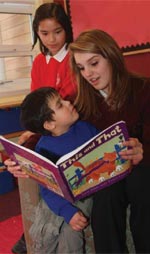 Elms Road Nursery, Botley Primary and Matthew Arnold school pupils