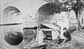 Victorian photographer Henry Taunt at Wallingford Bridge