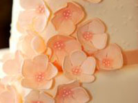 Flowers on cake