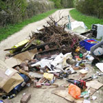 Rubbish dumped on lane